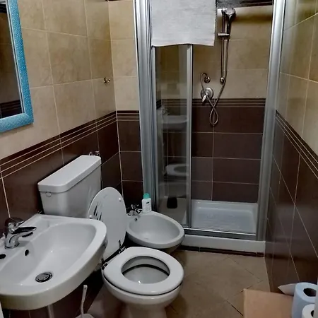 Πανσιόν Ristorante Lo Scudo Vasto