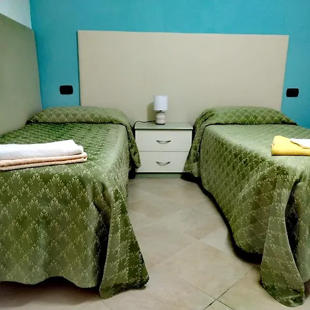 Πανσιόν Ristorante Lo Scudo