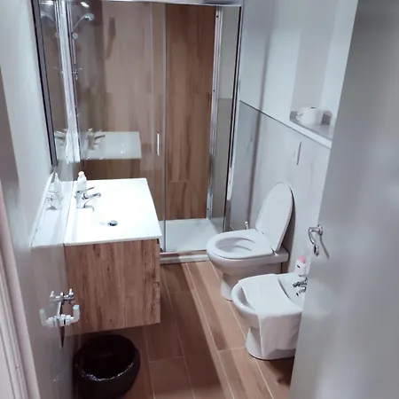 Πανσιόν Ristorante Lo Scudo Vasto